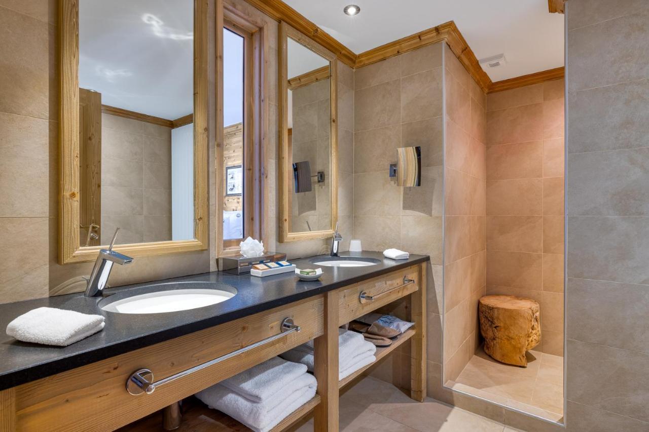 Hotel L'Helios เมรีเบล ภายนอก รูปภาพ