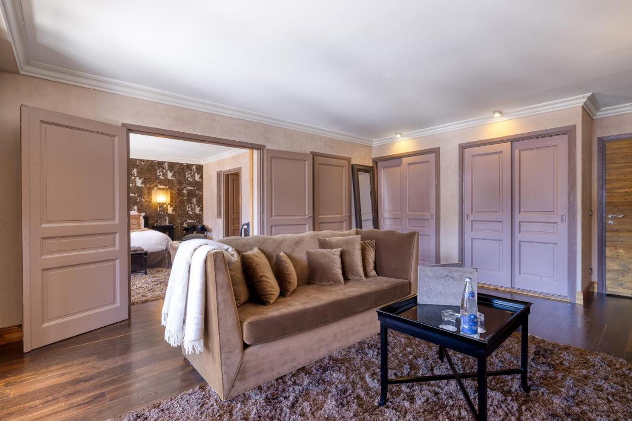 Hotel L'Helios เมรีเบล ภายนอก รูปภาพ