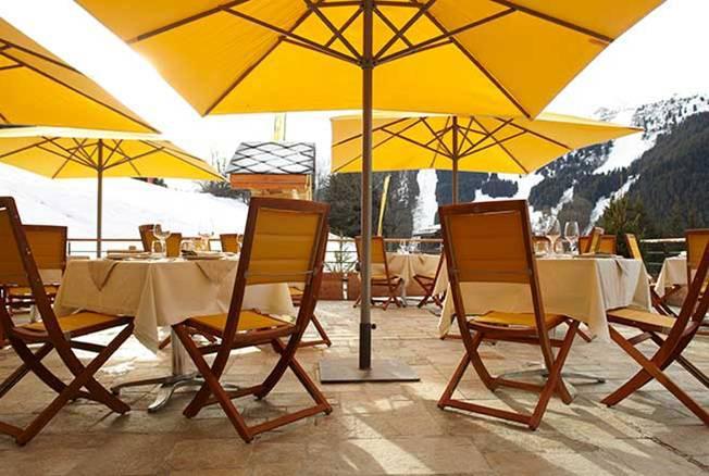 Hotel L'Helios เมรีเบล ภายนอก รูปภาพ