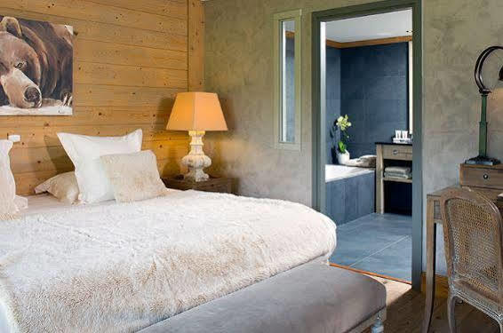 Hotel L'Helios เมรีเบล ภายนอก รูปภาพ
