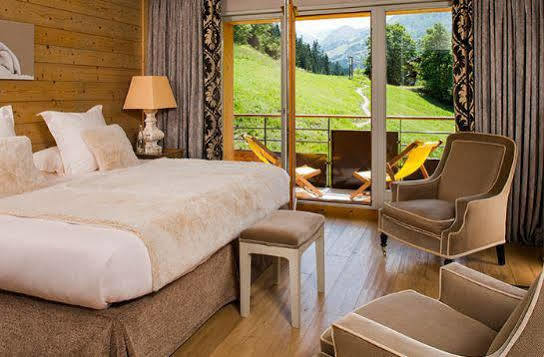 Hotel L'Helios เมรีเบล ภายนอก รูปภาพ
